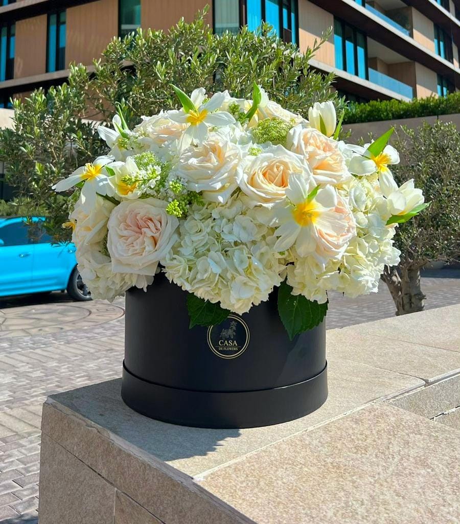 Best White Roses for Bouquets