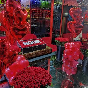 noor-flowers-and-balloon-set